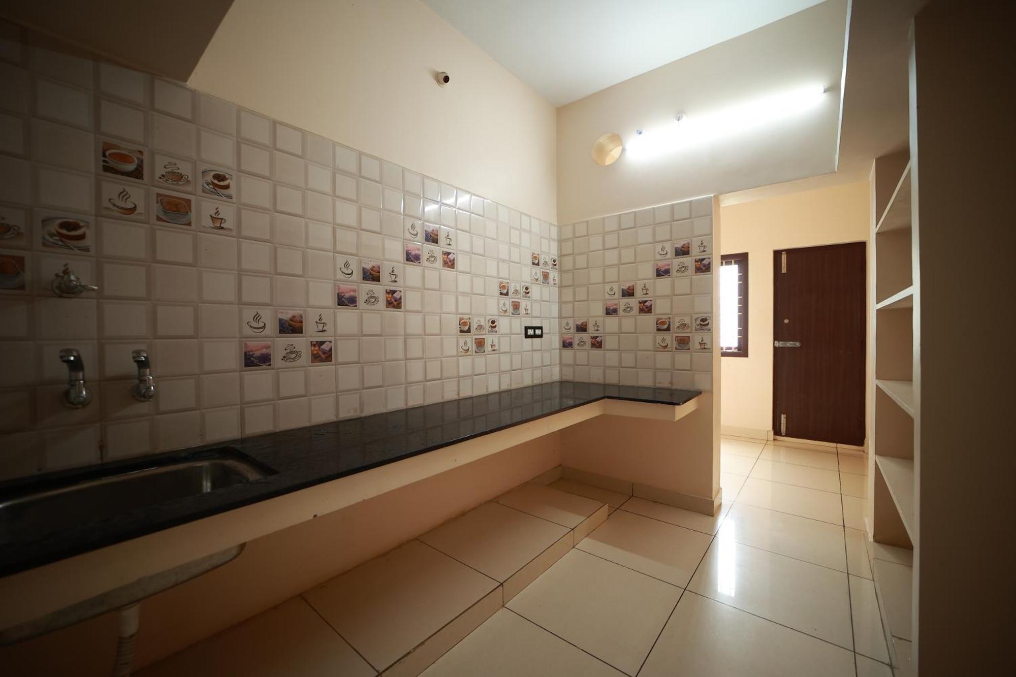 Royal Castle Residency Apartment Pondicherry Exterior photo